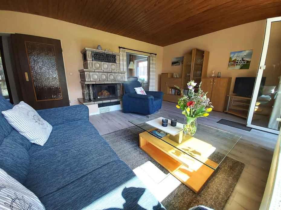 Haus Schwalbennest Appartement Bensersiel Buitenkant foto