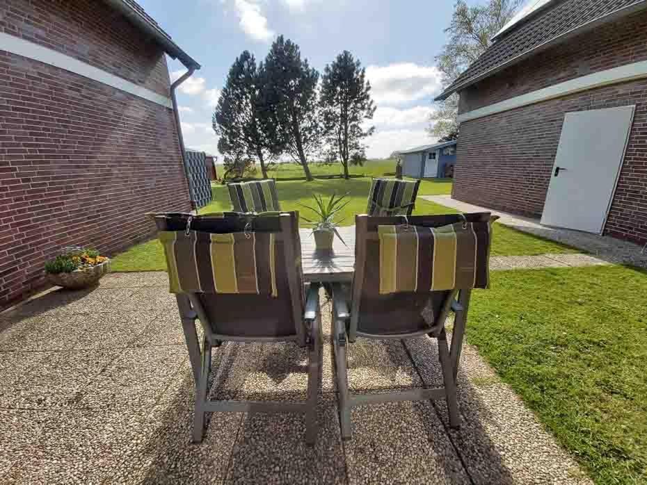 Haus Schwalbennest Appartement Bensersiel Buitenkant foto