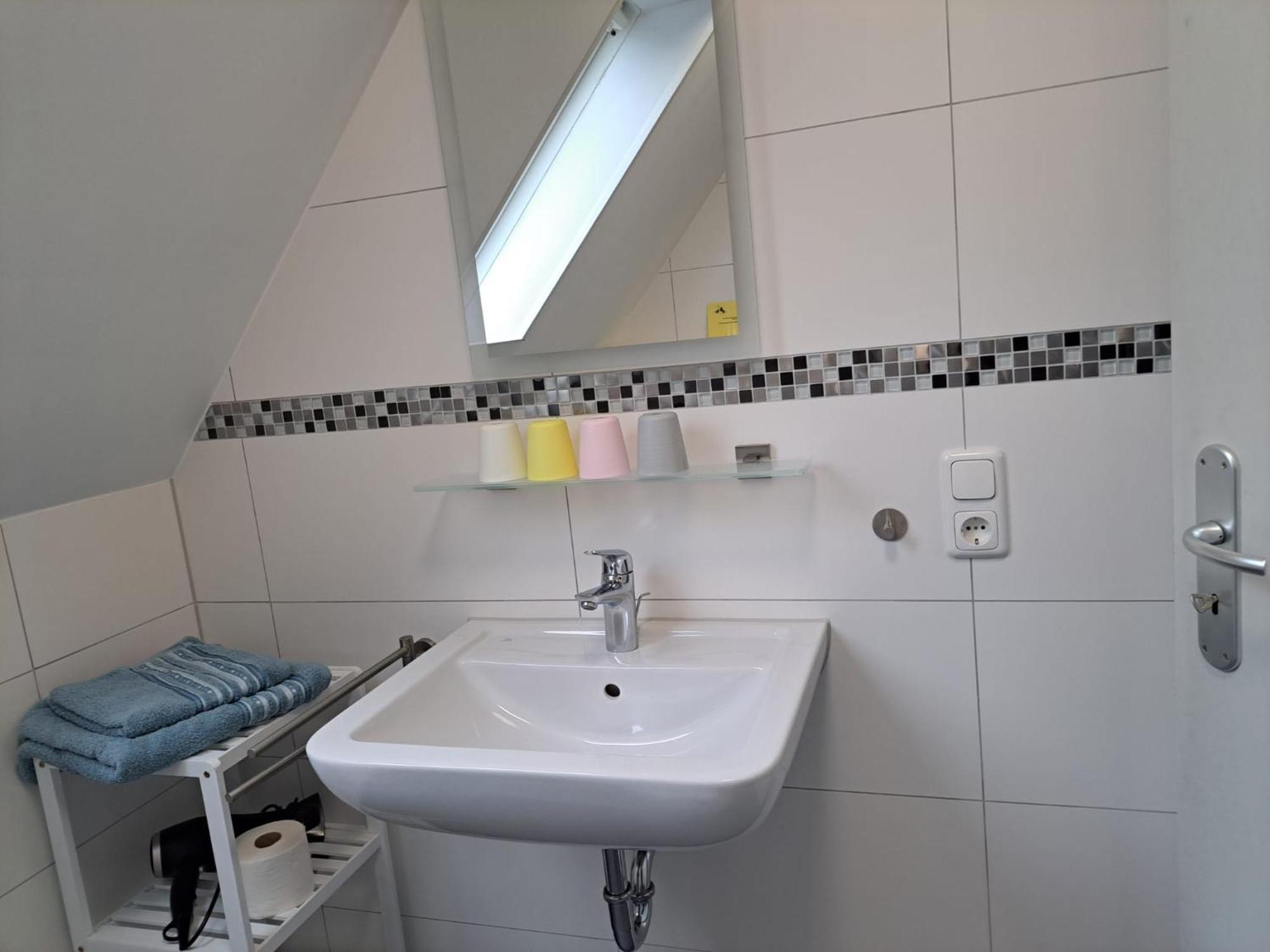 Haus Schwalbennest Appartement Bensersiel Buitenkant foto