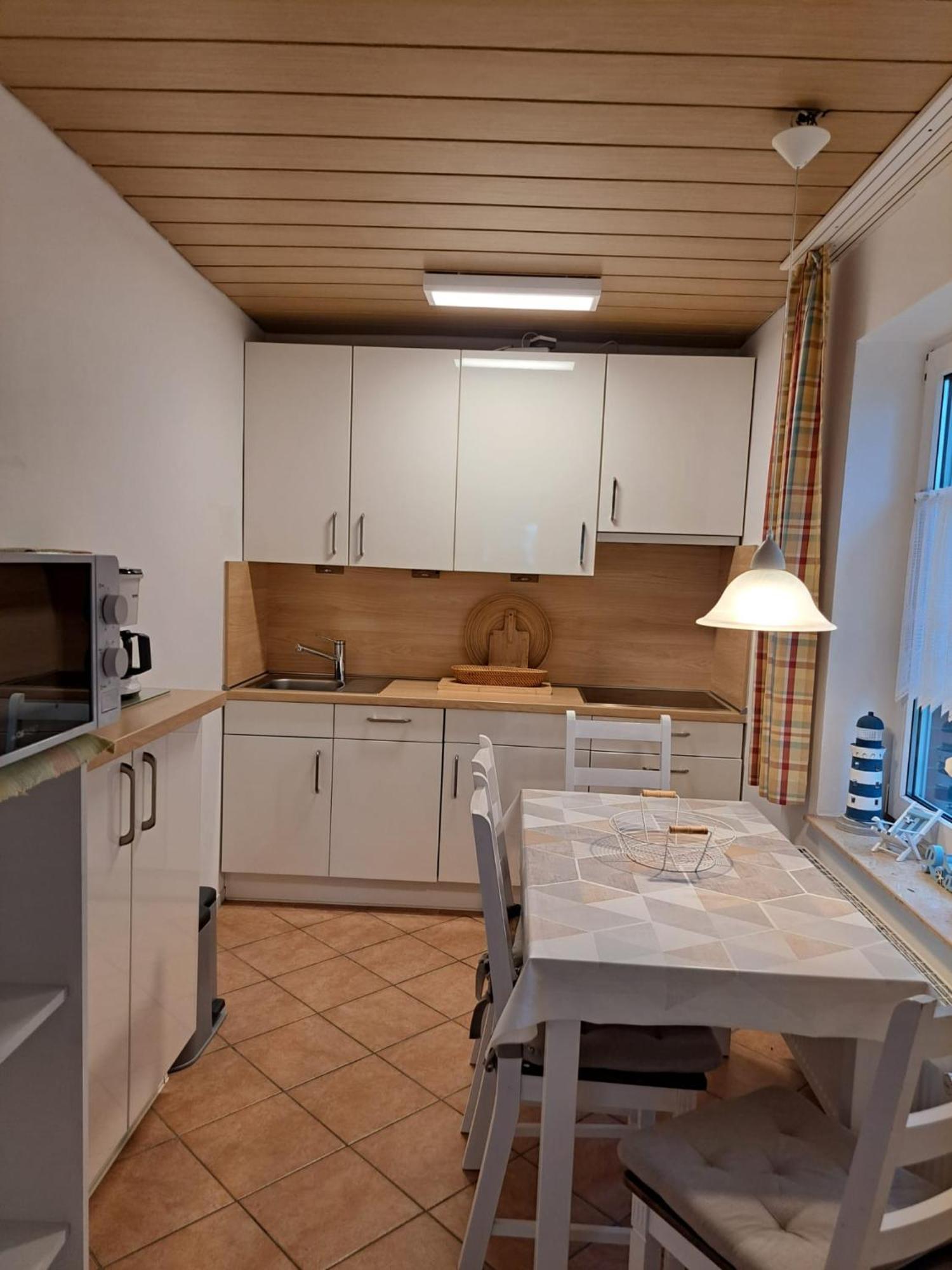 Haus Schwalbennest Appartement Bensersiel Buitenkant foto